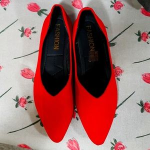 Red Pointed Flats